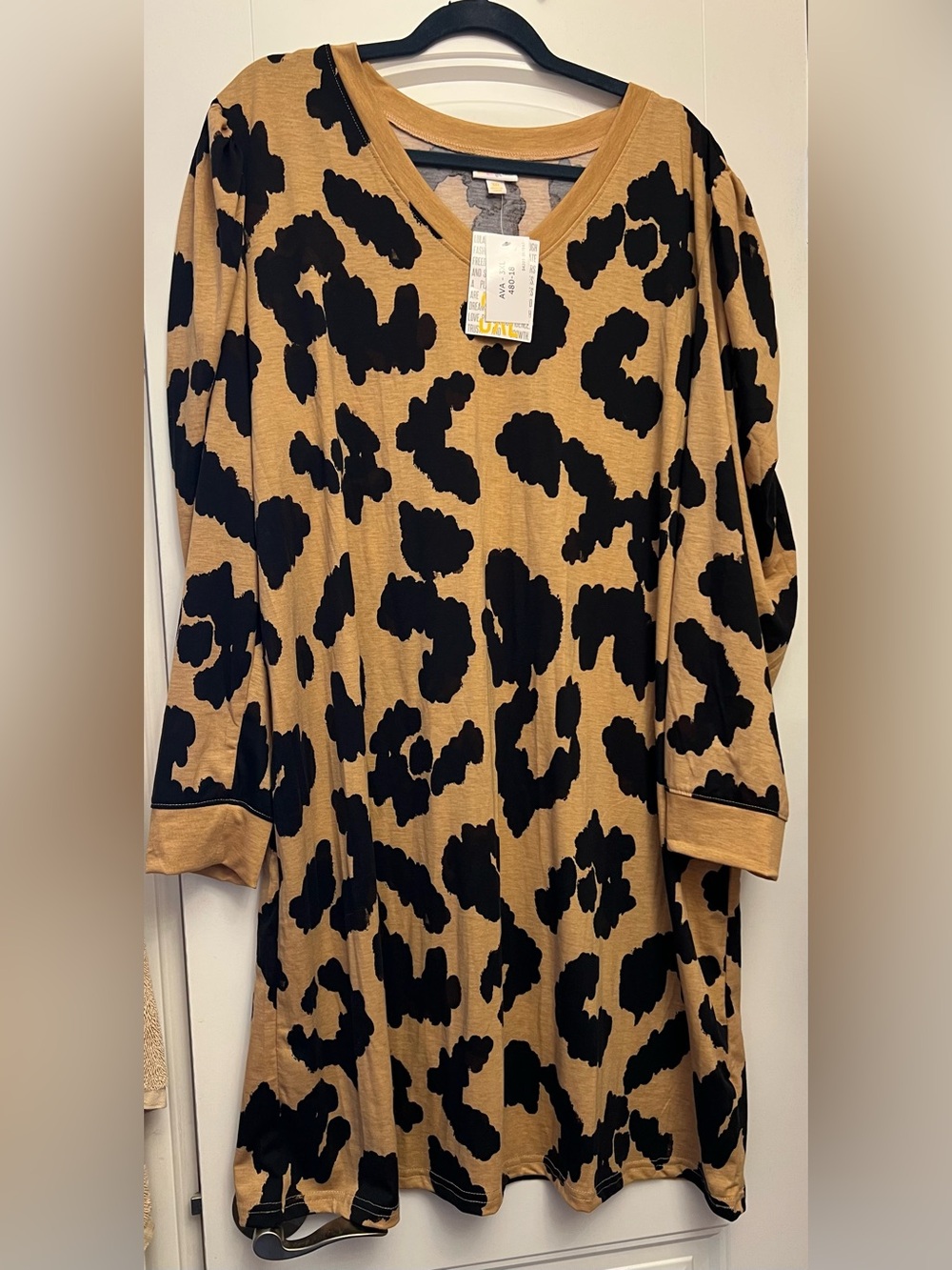 Lularoe 3x Women's Leopard Print V-Neck Ava Dress
